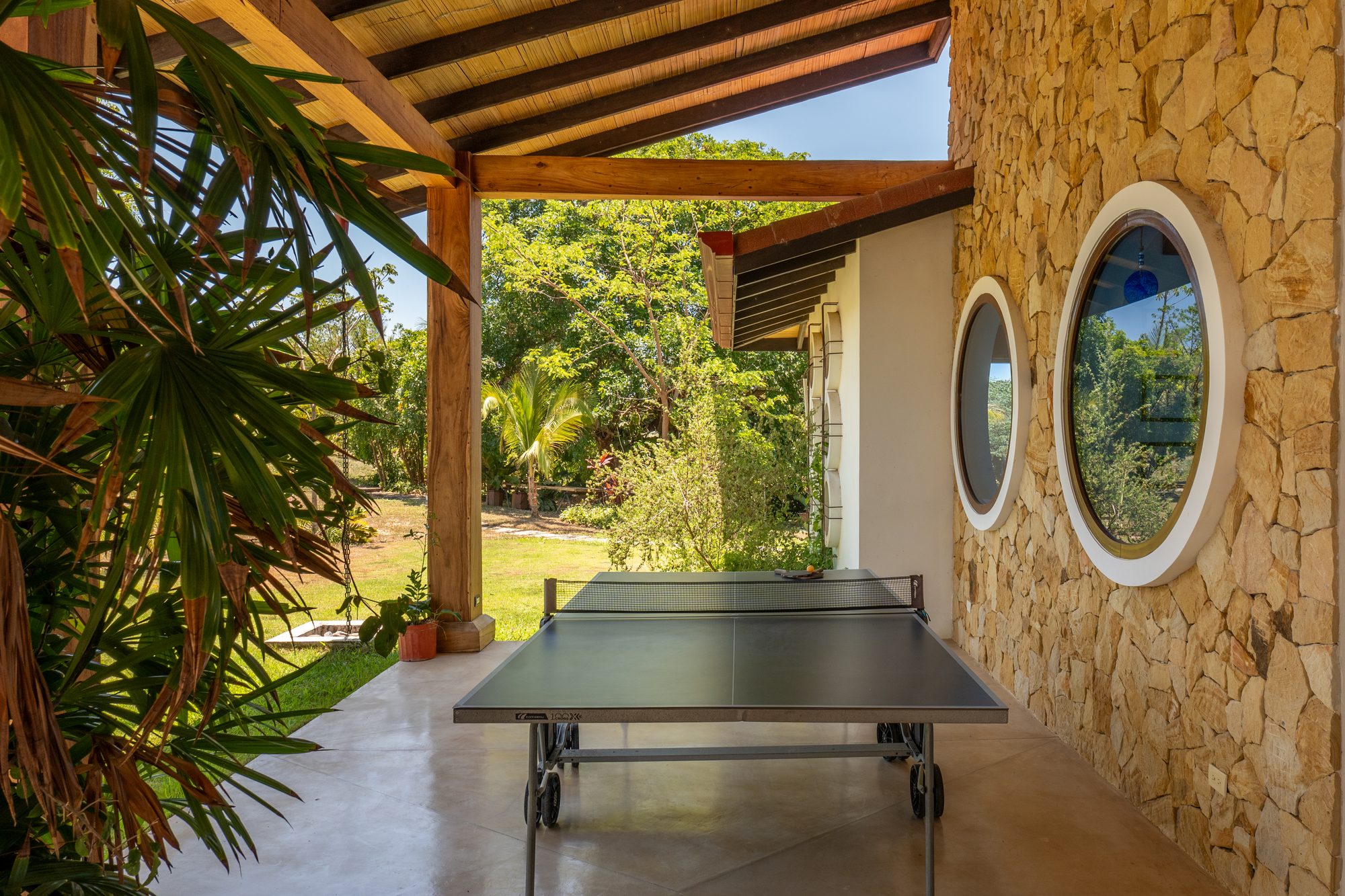 Table tennis